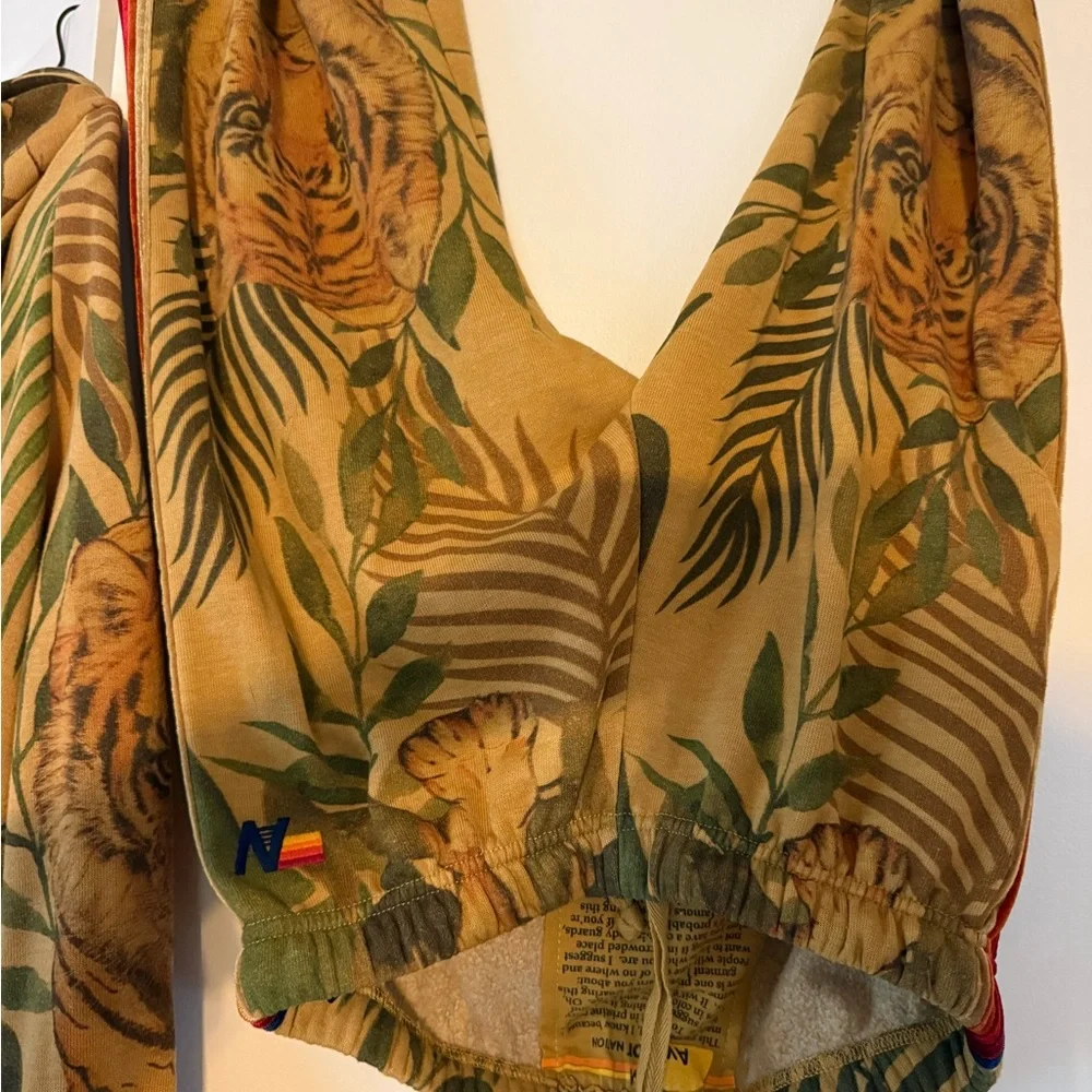 Aviator Nation Cozy Cream set - Picture 5 of 8